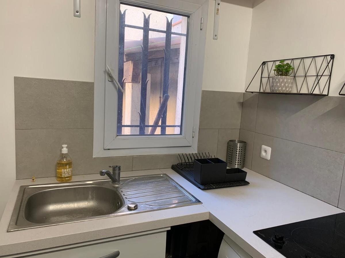 Studio Oustaou Acces Piscine Marsilya Dış mekan fotoğraf